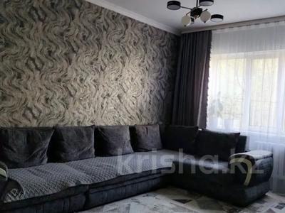 1-комнатная квартира · 42 м² · 2/5 этаж, мкр Аксай-4 за 29.5 млн ₸ в Алматы, Ауэзовский р-н