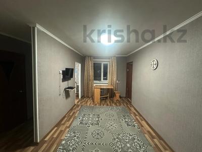 3-бөлмелі пәтер · 57 м² · 3/5 қабат, Локомотивная, бағасы: 12 млн 〒 в Караганде, Алихана Бокейханова р-н