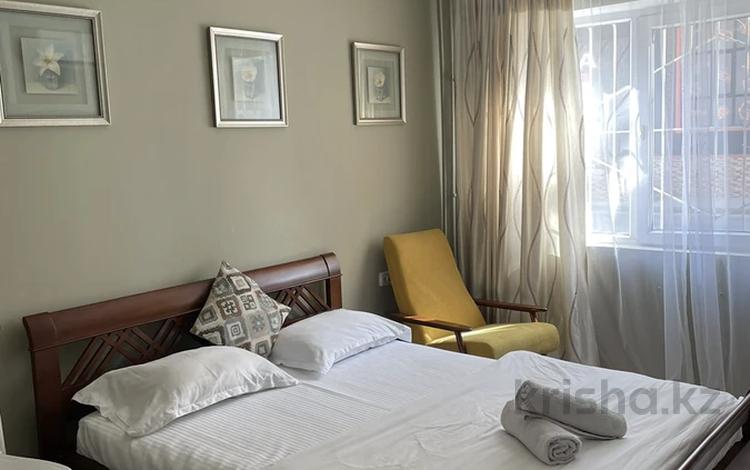 1-комнатная квартира · 50 м² · 2/5 этаж, 8 микрорайон 18 — Шымкент Плаза за 12 500 ₸ в Туран р-н — фото 2