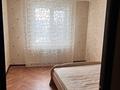 2-комнатная квартира, 54 м², 4/5 этаж помесячно, мкр 8, Алия Молдагулова 39 — Сзади Изумруда,перед 21 школы за 170 000 〒 в Актобе, мкр 8 — фото 7