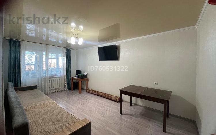 2-комнатная квартира · 44 м² · 5/5 этаж, Майкудук, 14-шағынаудан 41 за 8 млн 〒 в Караганде, Алихана Бокейханова р-н — фото 2