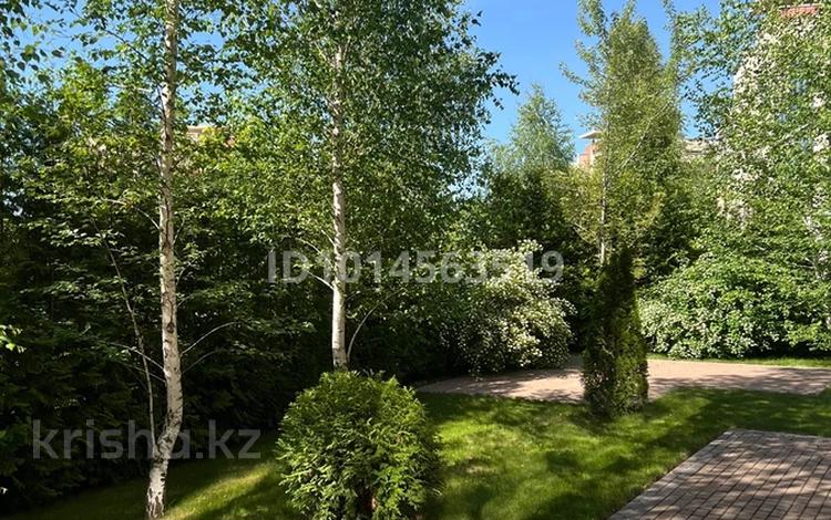 4-бөлмелі пәтер · 180 м² · 1/3 қабат, Нұрлытау ш/а. 91/2, бағасы: 350 млн ₸ в Алматы, Бостандыкский р-н — фото 2