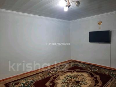 Отдельный дом · 3 комнаты · 100 м² · 6 сот., М.Жүсіпқожа 19 за 12 млн 〒 в Арыси