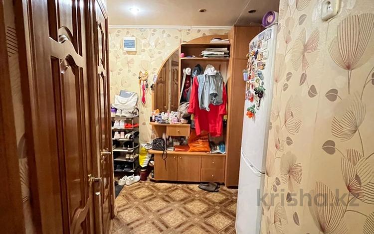 3-бөлмелі пәтер · 59.8 м² · 5/5 қабат, Толстого, бағасы: 16.5 млн ₸ в Уральске — фото 2