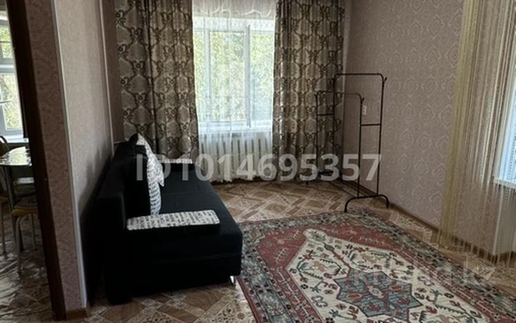 1-комнатная квартира · 35 м² · 3/5 этаж, проспект Абая 15 за 120 000 ₸ в Актобе — фото 2