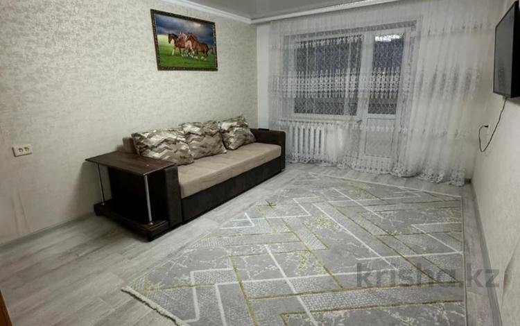 1-бөлмелі пәтер · 28.2 м² · 2/5 қабат, Бауыржана Момышулы 17, бағасы: 7 млн ₸ в Аксу — фото 2