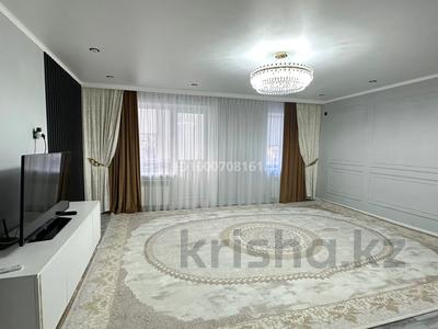 Продажа квартир в Западно-Казахстанской обл.: 3-комнатная квартира · 105.8 м² · 2/6 этаж, мкр Женис 32/1 за 52.5 млн 〒 3-комнатная квартира · 105.8 м² · 2/6 этаж, мкр Женис 32/1 за 52.5 млн 〒 в Уральске
