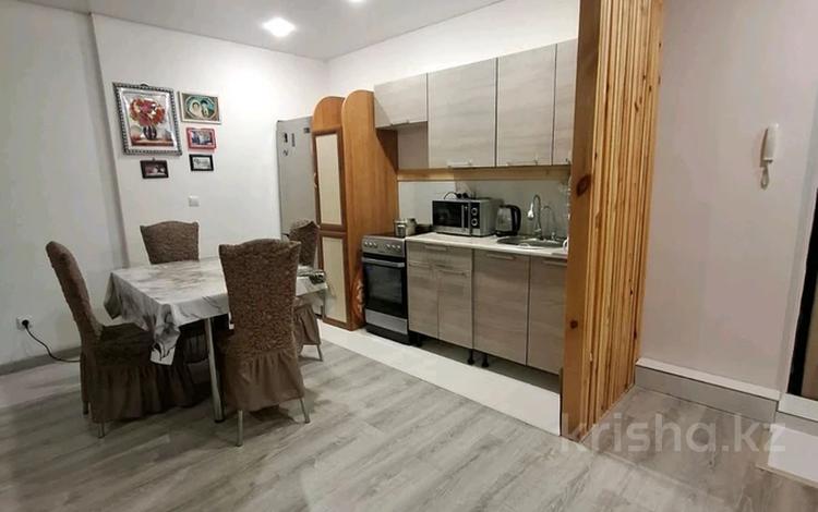2-комнатная квартира · 50 м² · 10/10 этаж, Роза Багланова 3 за 25.5 млн ₸ в Астане, Нура р-н — фото 3