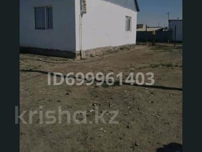 Дача · 2 комнаты · 100 м² · 8 сот., мкр Аксай, Дальний-1 35 за 12 млн 〒 в Атырау