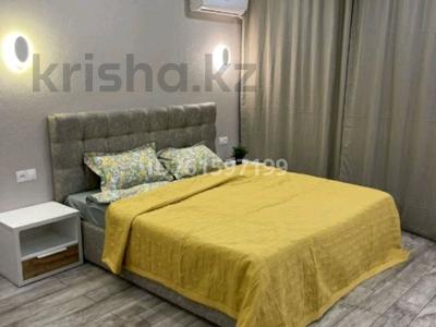 1-комнатная квартира · 70 м² · 2/5 этаж · посуточно, Авангард 2 18 за 9 000 〒 в Атырау, мкр Авангард-2