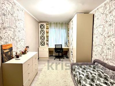 3-комнатная квартира · 63 м² · 7/9 этаж, Курмангазы за 23 млн 〒 в Уральске, мкр Школьник