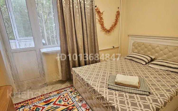 2-бөлмелі пәтер · 46 м² · 2/4 қабат, Наурызбай батыра 41, бағасы: 18 000 ₸ в Алматы, Алмалинский р-н — фото 2