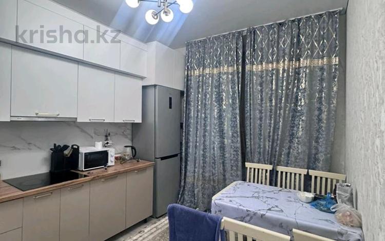 2-комнатная квартира · 57 м² · 2/9 этаж, Раймбека 380 — Тлендиева за 250 000 ₸ в Алматы, Алмалинский р-н — фото 2