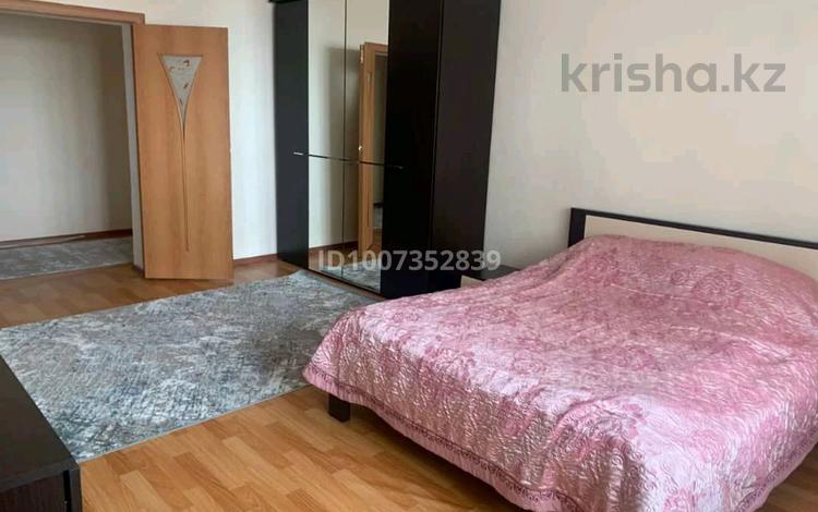 2-бөлмелі пәтер · 108 м² · 10/16 қабат, мкр Шугыла, Жуалы 28, бағасы: 46 млн ₸ в Алматы, Наурызбайский р-н — фото 2