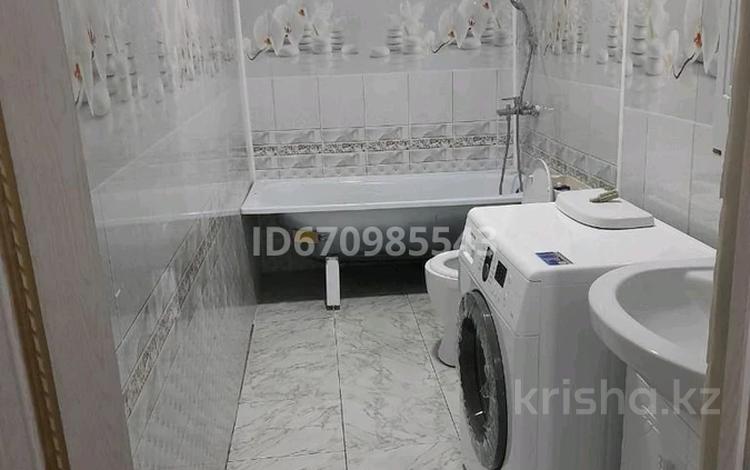 3-бөлмелі пәтер · 70 м² · 1/2 қабат, пос Кенеса Нокина, Набережная, бағасы: 5.5 млн ₸ в Актюбинской обл. — фото 5