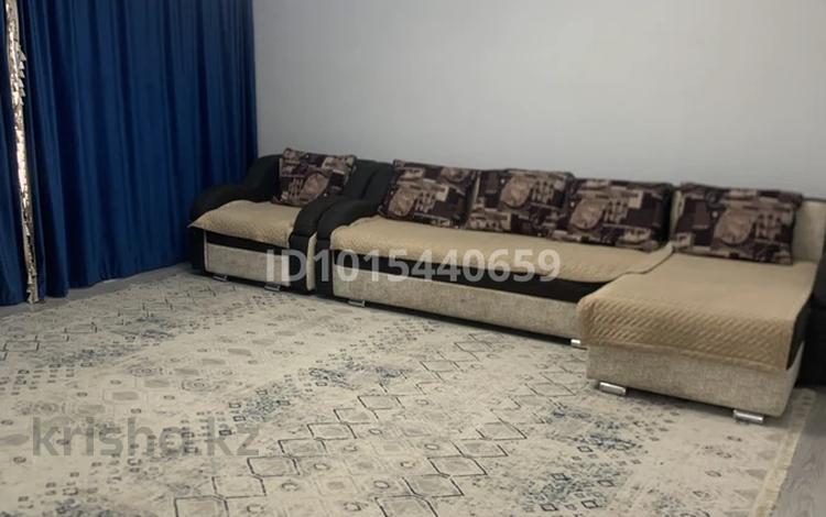 3-комнатная квартира · 104 м² · 2/8 этаж, Фариза Онгарсынова 6 — Касым Кайсенов за 350 000 ₸ в Астане, Есильский р-н — фото 2