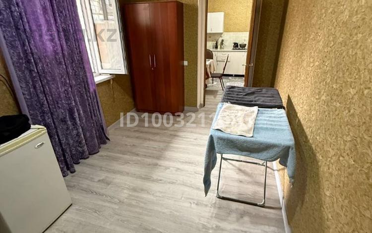 1 бөлме · 50 м² · 1 қабат, Проспек Республики 14, бағасы: 30 000 ₸ в Шымкенте — фото 2