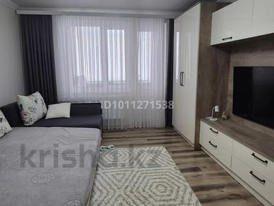 3-комнатная квартира · 60 м² · 5/5 этаж, Космический 14/1 — Площадь Ушанова, проспект Абая, проспект Назарбаева за 25 000 ₸ в Усть-Каменогорске, Ульбинский