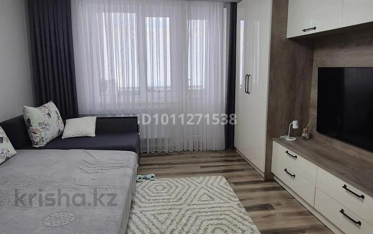 3-бөлмелі пәтер · 60 м² · 5/5 қабат, Космический 14/1 — Площадь Ушанова, проспект Абая, проспект Назарбаева, бағасы: 25 000 ₸ в Усть-Каменогорске, Ульбинский — фото 9