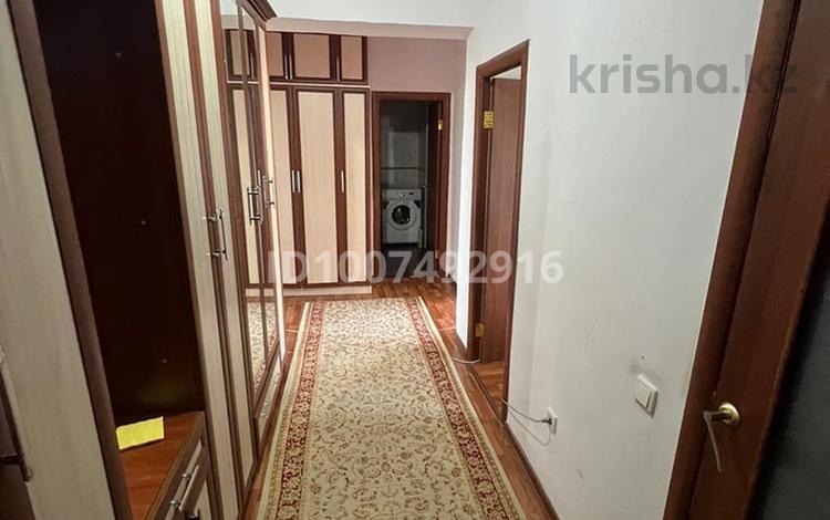 2-комнатная квартира · 67 м² · 4/5 этаж, мкр Нурсая, Р.Габдиева 36 за ~ 25 млн ₸ в Атырау — фото 2