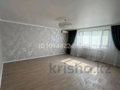 3-бөлмелі пәтер · 74.6 м² · 2 қабат, Самал 40, бағасы: 23 млн ₸ в Жанаозен
