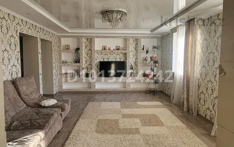 Отдельный дом · 6 комнат · 194 м² · 3 сот., Титова 22 за 35 млн ₸ в Астане, Сарыарка р-н — фото 3