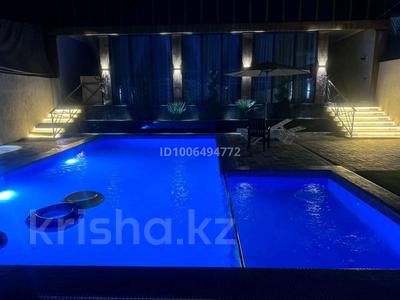 Дом · 7 комнат · 250 м², Жанкожа батыр 76/1 — Ресторан прямо рядом Ас тарту ул Байтерекова за 150 000 〒 в Шымкенте, Аль-Фарабийский р-н