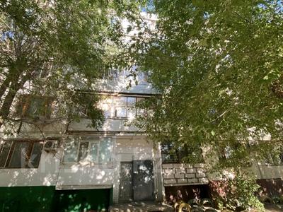 2-комнатная квартира · 56 м² · 3/5 этаж, мкр 8, братьев жубановых за 17 млн ₸ в Актобе