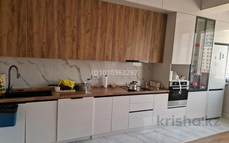 3-бөлмелі пәтер · 83 м² · 2/13 қабат, 17-й мкр 115, бағасы: 40 млн ₸ в Актау — фото 2