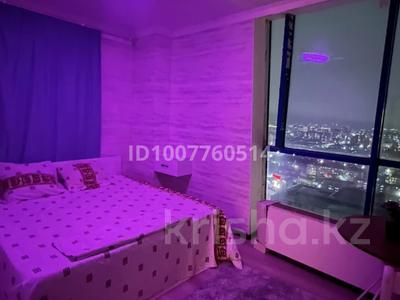 3-комнатная квартира · 65 м² · 22/24 этаж, Богенбай батыра 56а — Бизнес центр Фаворит за 18 000 ₸ в Астане, р-н Байконур