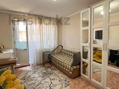 3-бөлмелі пәтер · 56 м² · 4/5 қабат, Самал, бағасы: 18.3 млн ₸ в Талдыкоргане, мкр Самал
