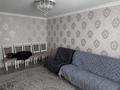 2-бөлмелі пәтер · 50 м² · 4/9 қабат, Кабанбай батыра 42 — ЦГБ, бағасы: 180 000 ₸ в Семее — фото 2