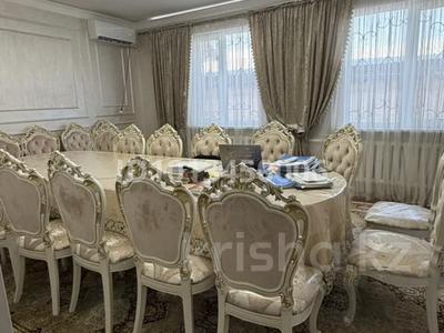 Отдельный дом · 7 комнат · 180 м² · 10 сот., Қалыш Қожаберген 14 — Супермаркет Қазына за 57 млн ₸ в Шу
