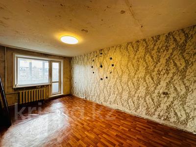 2-комнатная квартира · 48 м² · 4/5 этаж, Молодежная 49/1 за 6.3 млн 〒 в Шахтинске