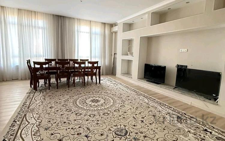 3-комнатная квартира · 140 м² · 6/6 этаж, Дулати 201а за 450 000 ₸ в Шымкенте, Аль-Фарабийский р-н — фото 2