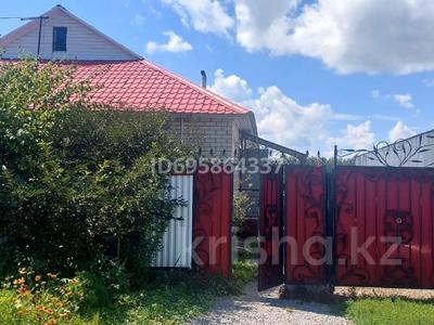 Жеке үй · 4 бөлме · 120 м² · 10 жүзд., О. Сулейменова 141 — Аэропорт, бағасы: 27 млн ₸ в Прапорщикове