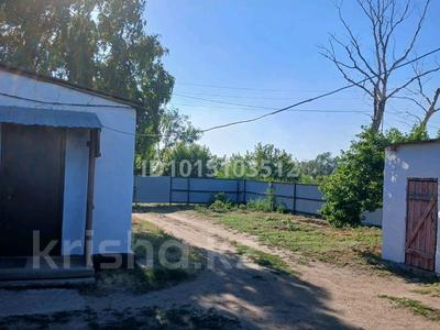Жеке үй · 3 бөлме · 79.7 м² · 10 жүзд., Молодежная 2, бағасы: 7 млн ₸ в Аксу