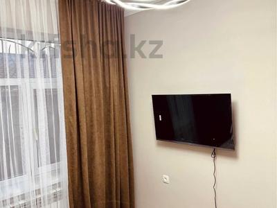 1-бөлмелі пәтер · 42 м² · 2/4 қабат, Букейхан 37 — Sinooil заправка Автоуправления, бағасы: 10 000 ₸ в 