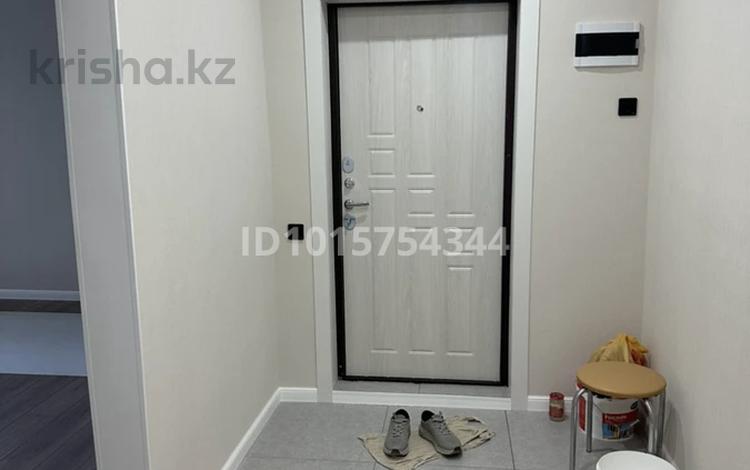 2-комнатная квартира · 67 м² · 2/9 этаж, желтоксан 1в за ~ 28.9 млн ₸ в Уральске — фото 2