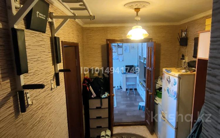4-комнатная квартира · 64.2 м² · 2/5 этаж, М.Жалиля 9 — Возле дом одежды за 17 млн ₸ в Жезказгане — фото 2