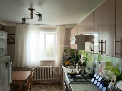 Продажа домов и дачи в Костанайской обл.: Отдельный дом · 4 комнаты · 80 м² · 3 сот., Айнабулак 140 за 20 млн 〒 Отдельный дом · 4 комнаты · 80 м² · 3 сот., Айнабулак 140 за 20 млн 〒 в Житикаре
