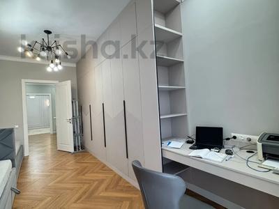 3-бөлмелі пәтер · 90 м² · 4/10 қабат, 12 ш/а., бағасы: 66 млн ₸ в Актобе, мкр 12