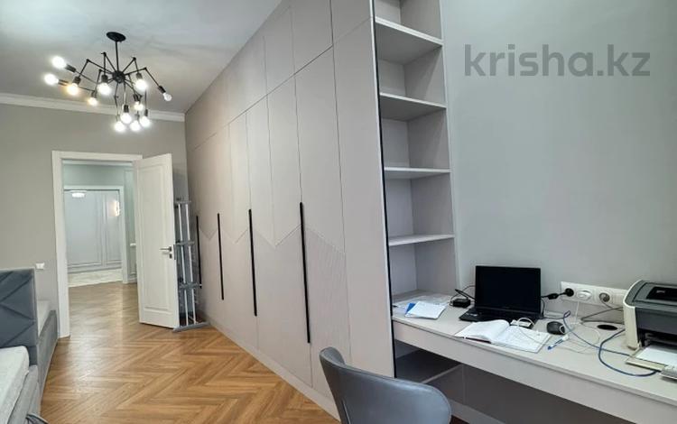3-бөлмелі пәтер · 90 м² · 4/10 қабат, 12 ш/а., бағасы: 66 млн ₸ в Актобе, мкр 12 — фото 3