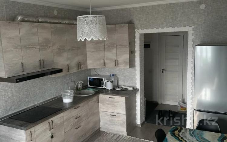 2-комнатная квартира · 46 м² · 10/10 этаж, мкр Аксай-5, мкр Аксай, Б. Момышулы 25 за 31.5 млн ₸ в Алматы, Ауэзовский р-н — фото 5