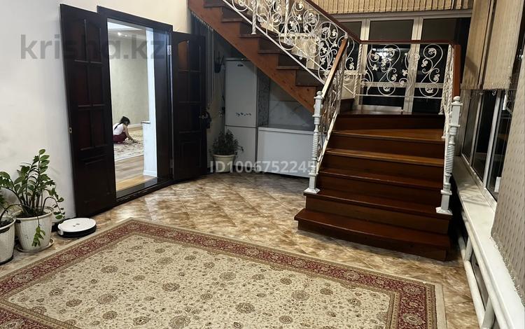 Отдельный дом · 5 комнат · 200 м² · 9 сот., Лисаковская — Рыскулова за 145 млн 〒 в Алматы, Медеуский р-н — фото 2