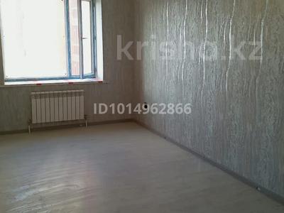 2-бөлмелі пәтер · 65 м² · 8/13 қабат, Тауелсиздик 34/9, бағасы: 300 000 ₸ в Астане, Алматы р-н