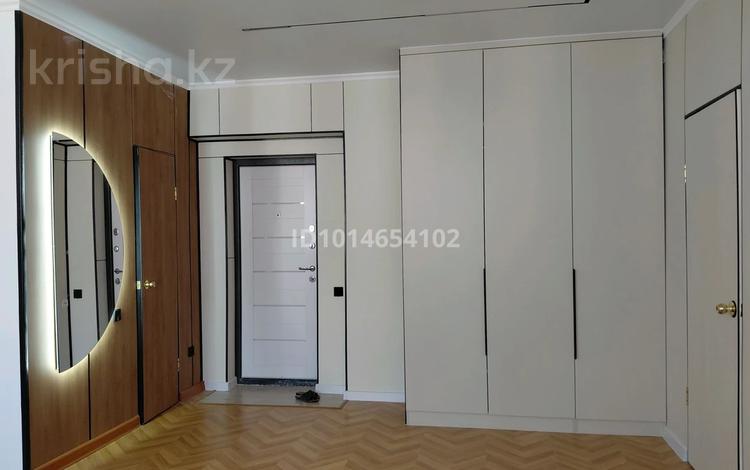 1-комнатная квартира · 54 м² · 5/5 этаж, мкр. Алтын орда 25 а — 80 школа за 21.5 млн ₸ в Актобе — фото 9