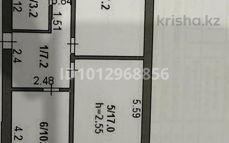 3-бөлмелі пәтер · 61 м² · 1/5 қабат, 9 мкр 22, бағасы: 12 млн ₸ в Степногорске — фото 2
