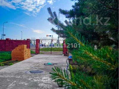 Отдельный дом · 8 комнат · 275 м² · 6 сот., мкр Пригородный 422 — Кабанбай батыр за 70 млн 〒 в Астане, Есильский р-н