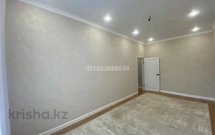 2-комнатная квартира · 56 м² · 2/8 этаж, Микрорайон Береке 75 за 45 млн 〒 в Костанае — фото 2